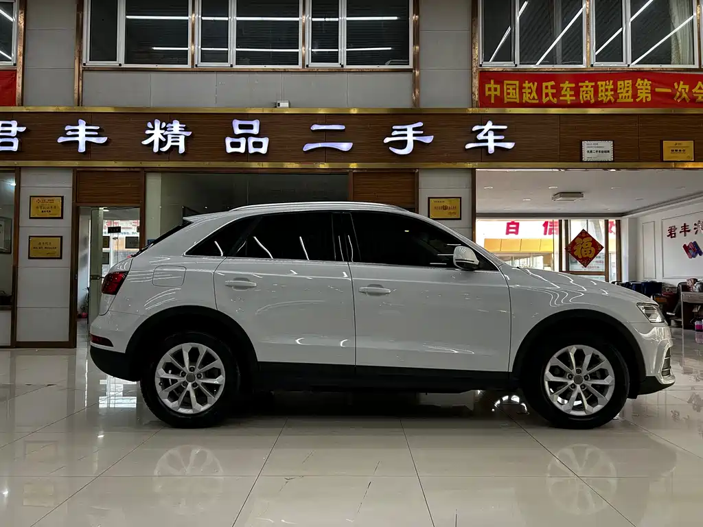 Audi Q3 2018 30th Anniversary Model 30 TFSI Standard Model купить на сайте DeffCars