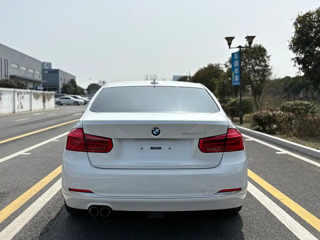 BMW 3 Series 2018 320Li Fashion Model купить на сайте DeffCars