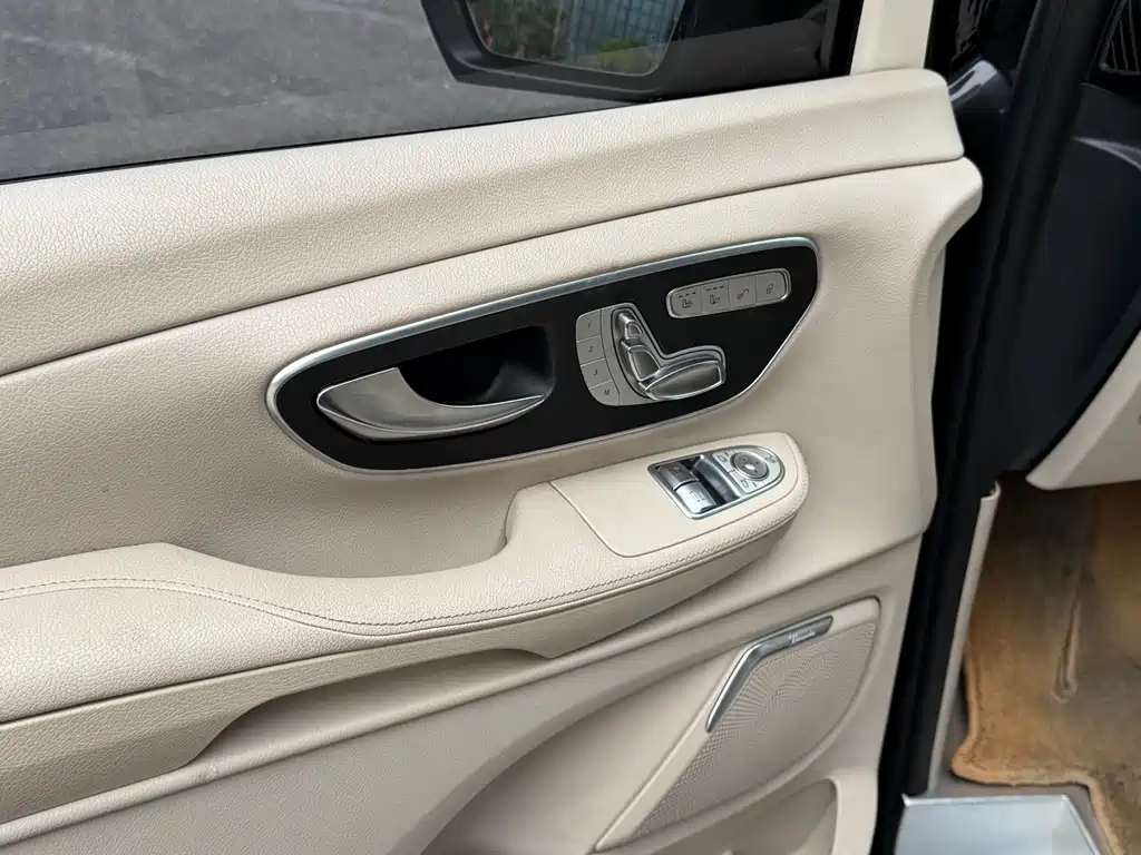 Mercedes-Benz V-Class 2018 V 260 Premium Edition National V купить на сайте DeffCars