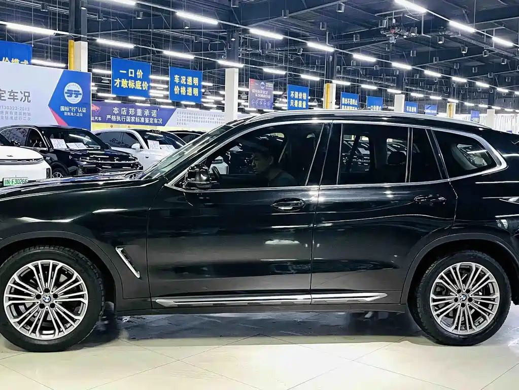 BMW X3 2018 xDrive28i Luxury Package National VI купить на сайте DeffCars