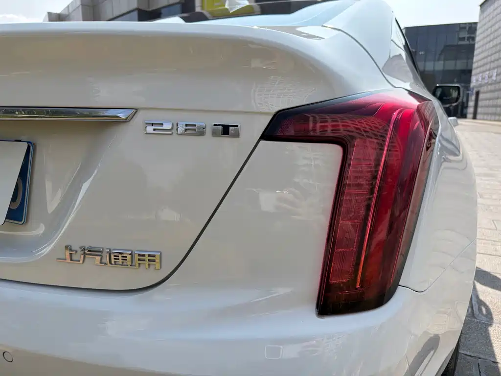 Cadillac CT5 2020 28T Fashion Model купить на сайте DeffCars