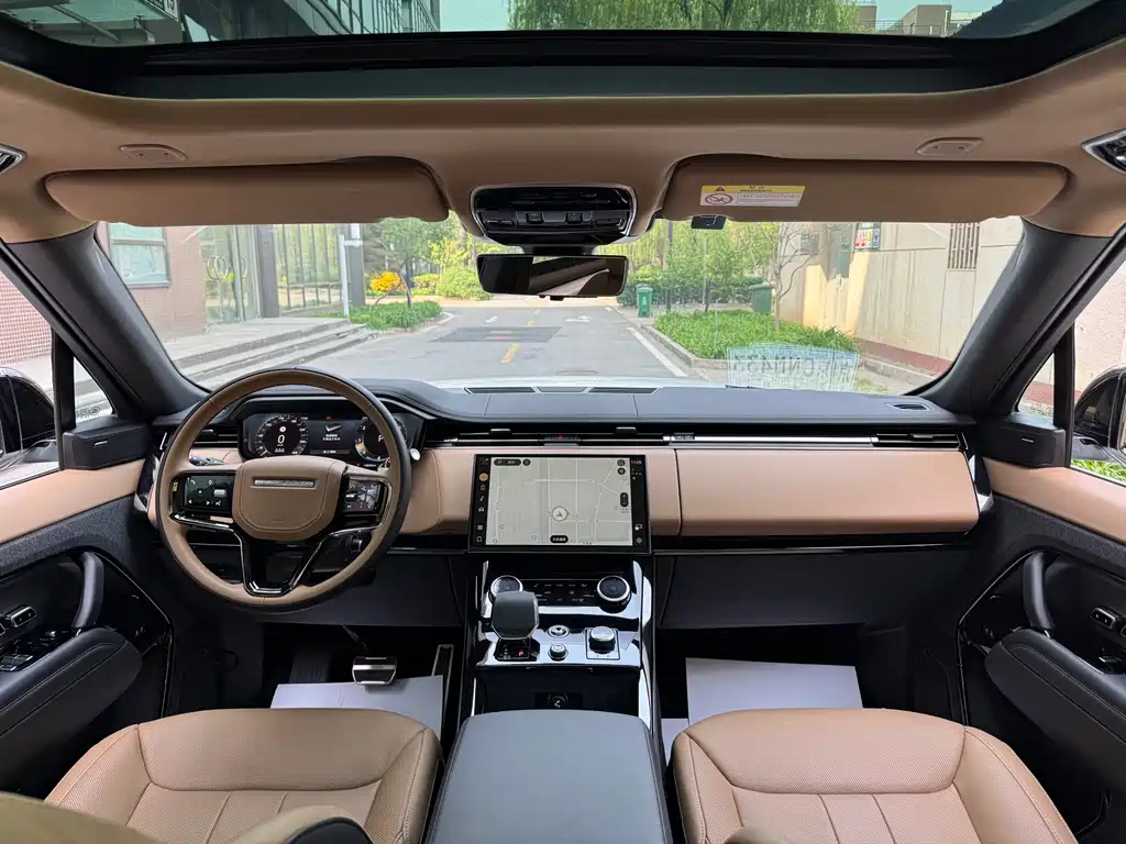 Range Rover Sport 2023 400PS Dynamic SE купить на сайте DeffCars