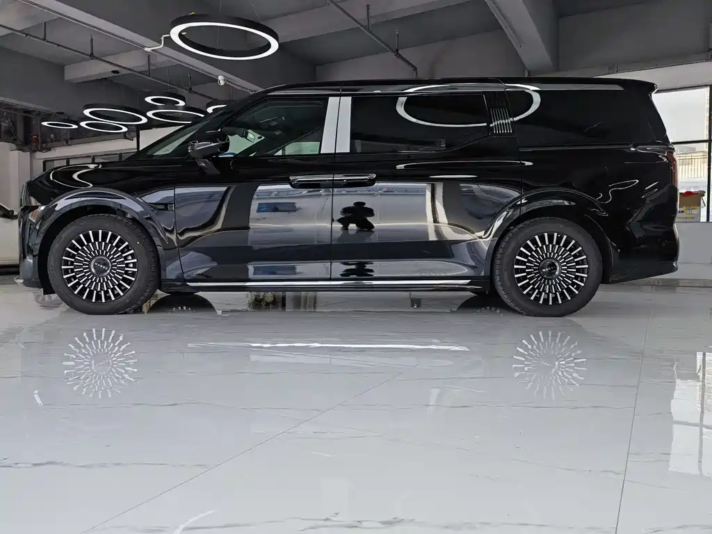 Jikrypton 009 2024 seven-seat aisle version four-wheel drive 108kWh купить на сайте DeffCars