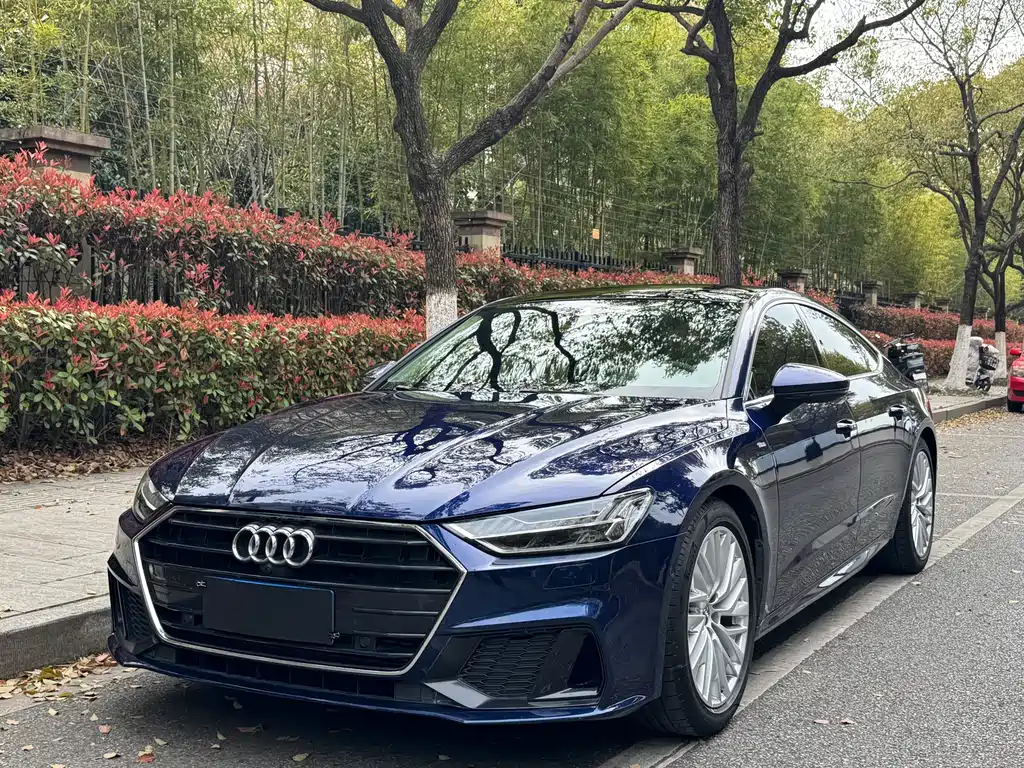 Audi A7 2020 45 TFSI Premium Selection купить на сайте DeffCars