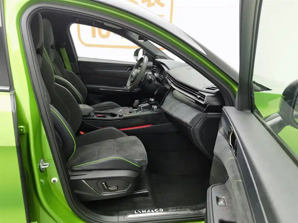 Lynk & Co 05 2022 05+ 2.0TD Automatic Discovery Edition купить на сайте DeffCars