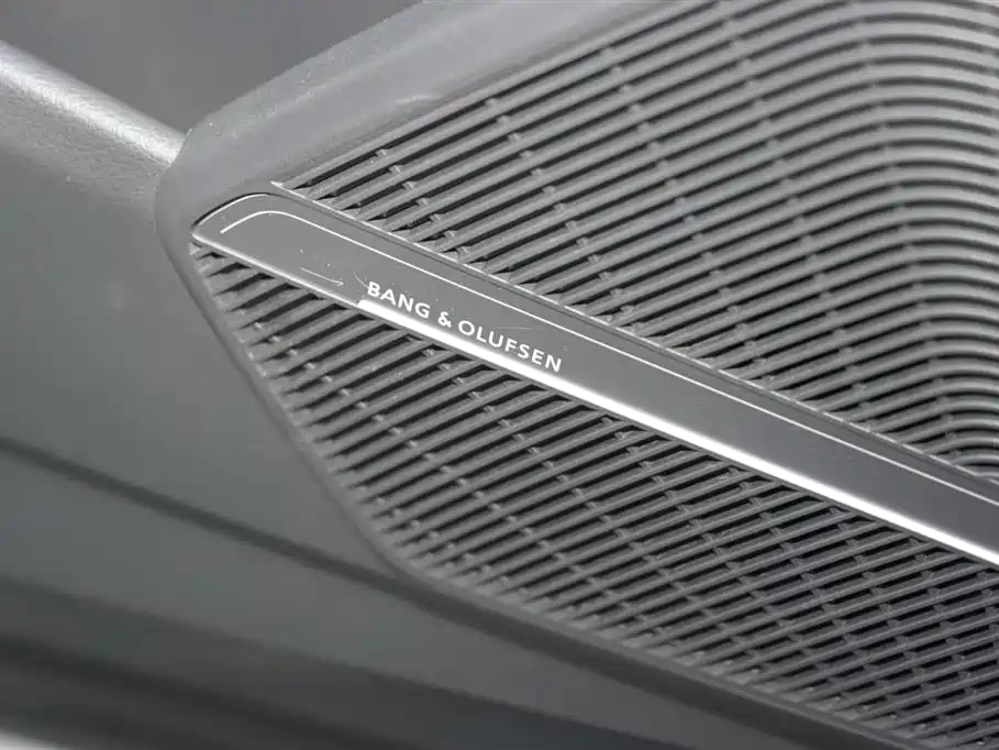 Audi Q5L 2022 45T luxury and dynamic model купить на сайте DeffCars