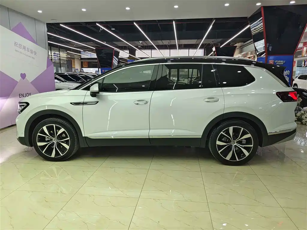 Lanjing 2021 530TSI four-wheel drive flagship Shengjing Edition Pro купить на сайте DeffCars