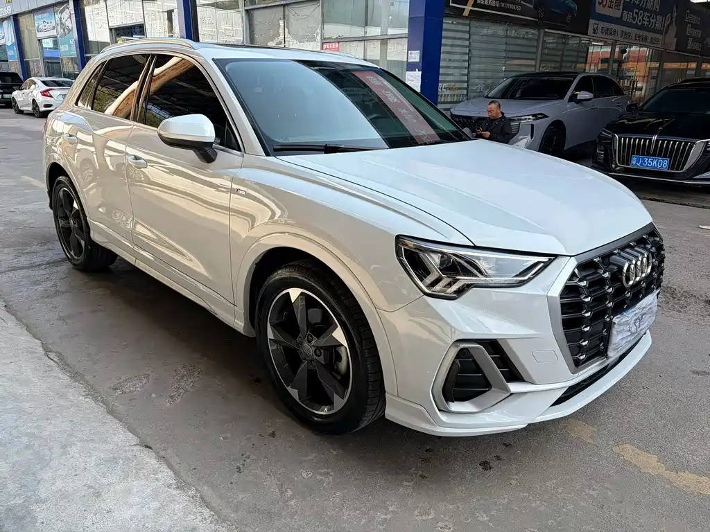 Audi Q3 2020 35 TFSI Fashionable and Dynamic купить на сайте DeffCars
