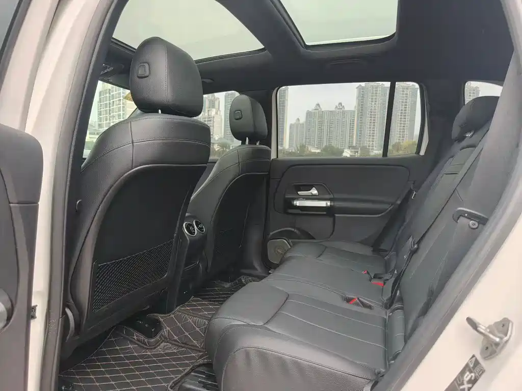 Mercedes-Benz GLB 2020 facelift GLB 200 dynamic купить на сайте DeffCars