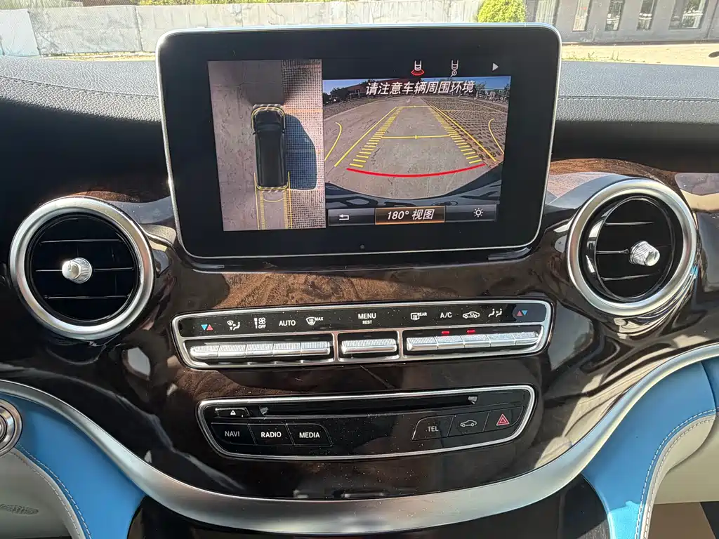 Mercedes-Benz V-Class 2018 V 260 Premium Edition National VI купить на сайте DeffCars