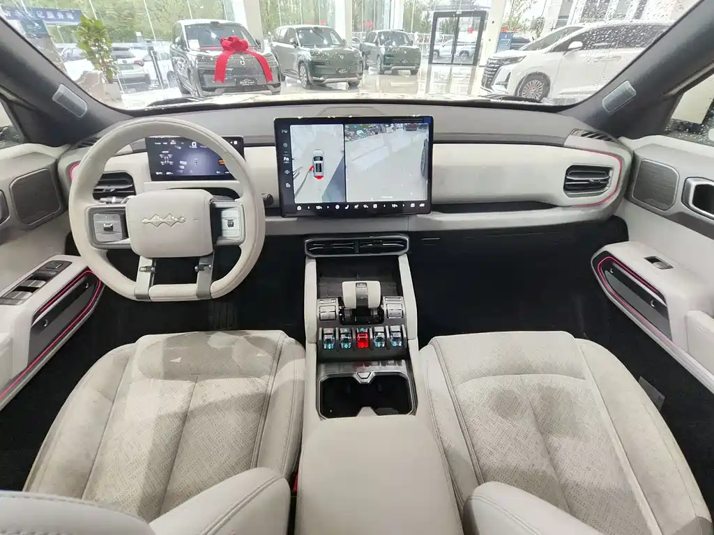 Titanium 3 2025 501KM four-wheel drive Ultra version купить на сайте DeffCars
