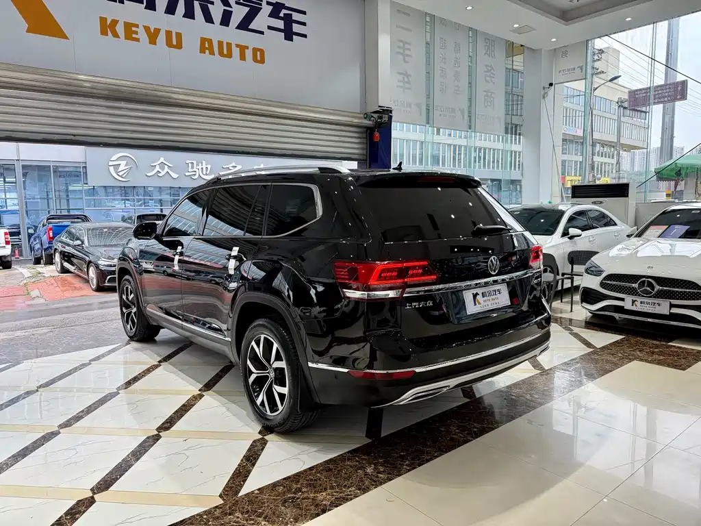 Touron 2020 facelift 380TSI four-wheel drive luxury version купить на сайте DeffCars