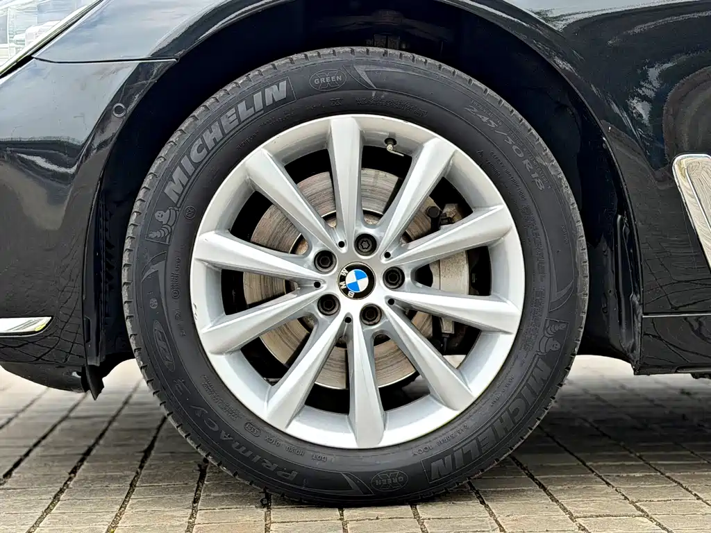 BMW 7 Series 2016 730Li Luxury купить на сайте DeffCars