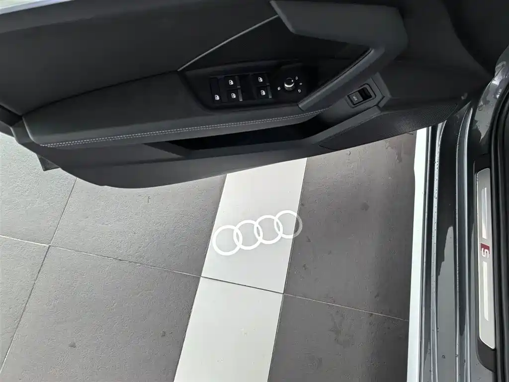 Audi A3 2024 Sportback 35 TFSI stylish and sporty купить на сайте DeffCars