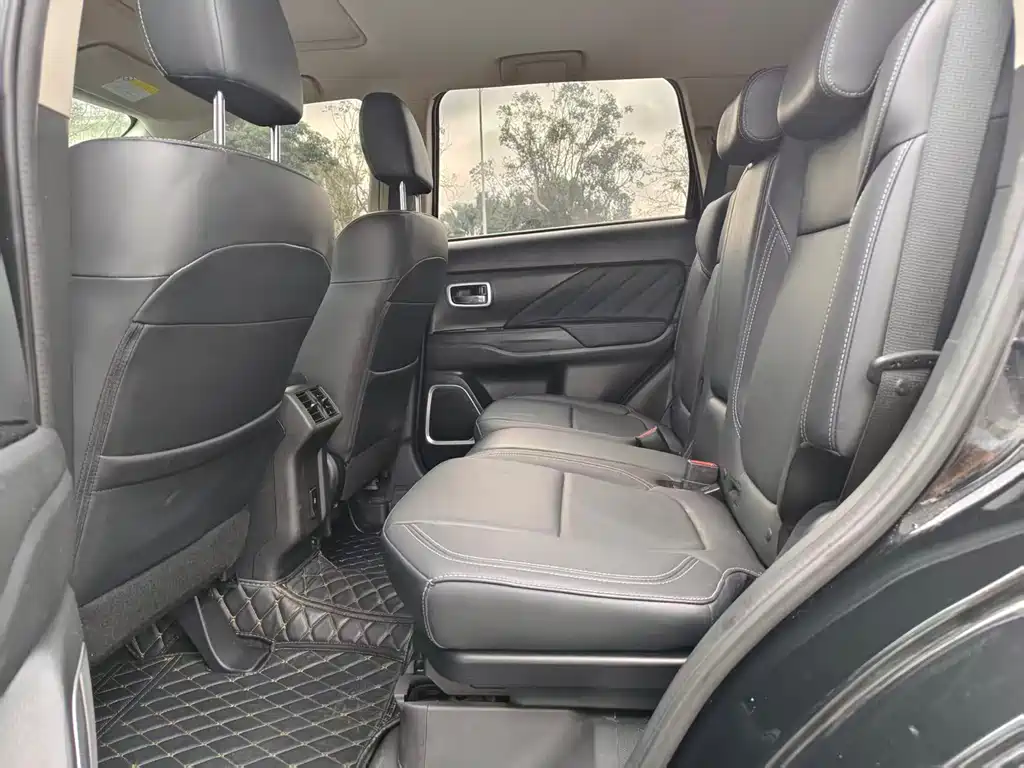Outlander 2020 2.0L 2WD Enjoy Edition 5 seats купить на сайте DeffCars