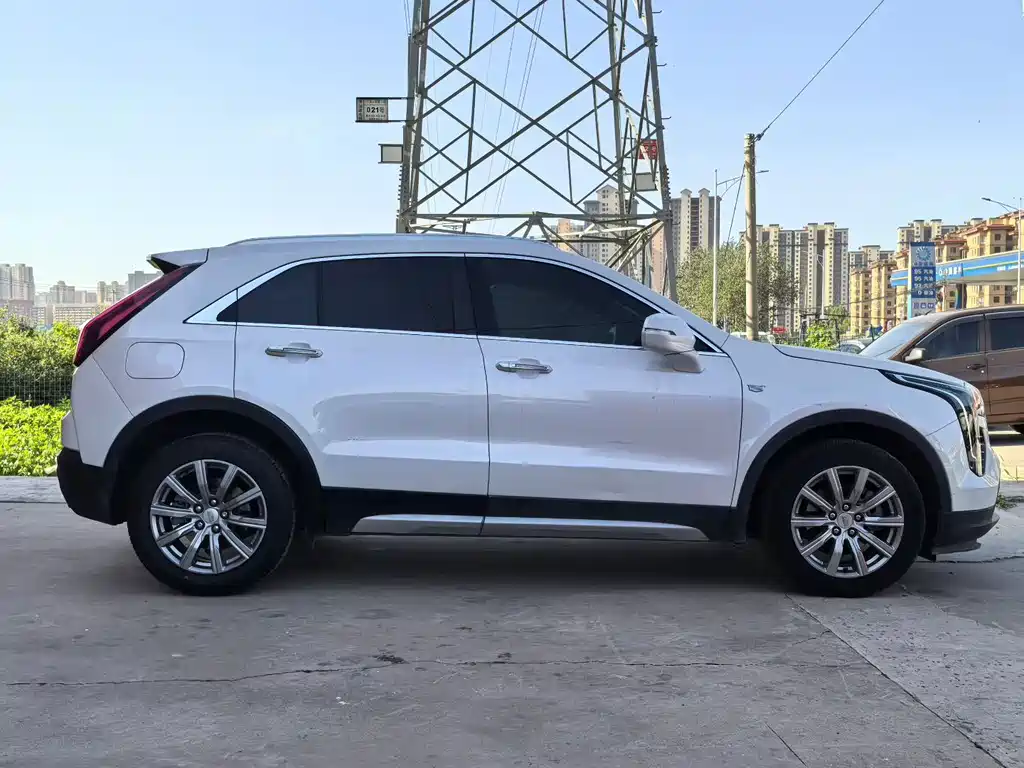Cadillac XT4 2020 facelift 28T two-wheel drive leading model купить на сайте DeffCars