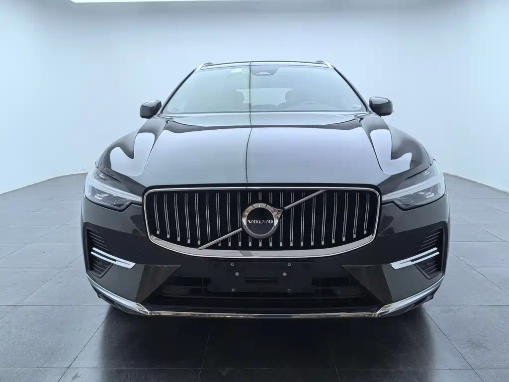 Volvo XC60 2022 B5 four-wheel drive Zhiyuan Deluxe Edition купить на сайте DeffCars