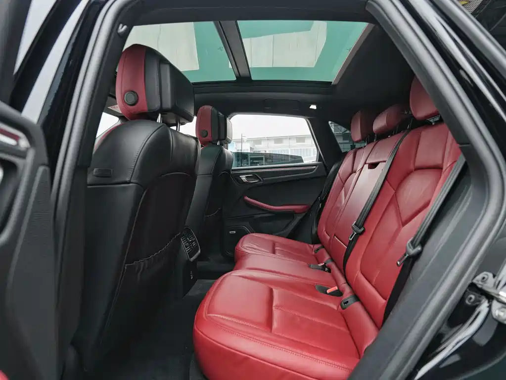 Macan 2023 Macan 2.0T купить на сайте DeffCars