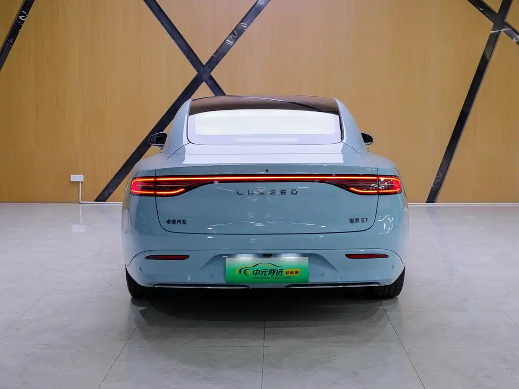 Zhijie S7 2024 Max+ rear-wheel drive super cruise smart driving version купить на сайте DeffCars