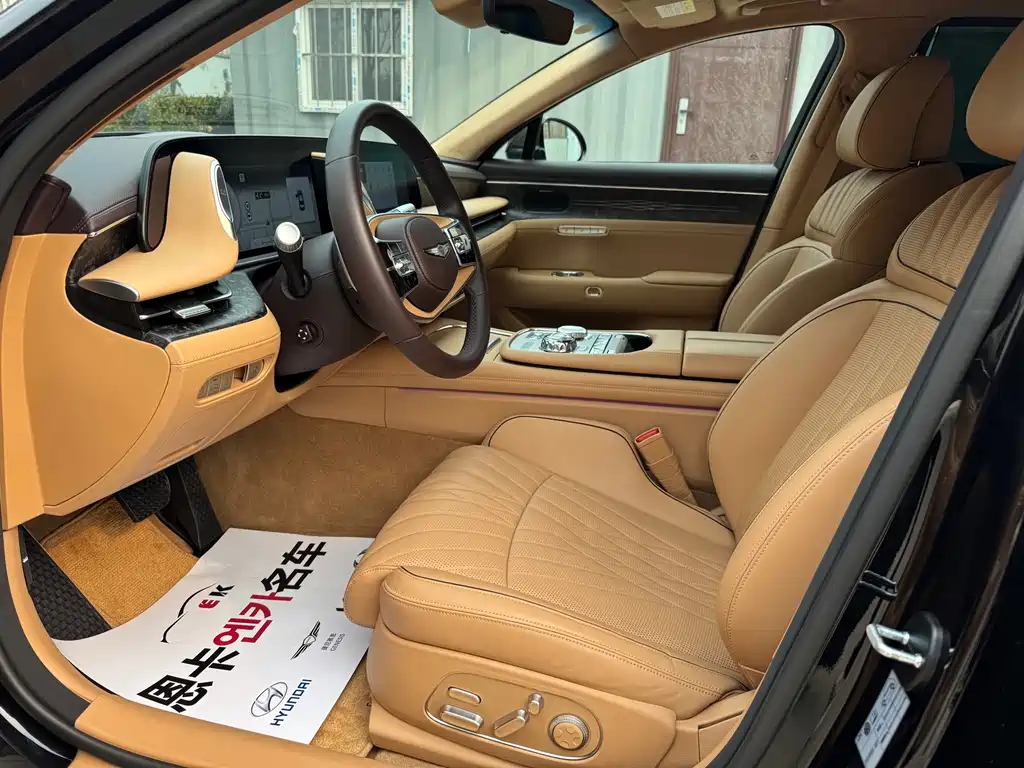 Genesis G90 2023 3.5T Deluxe Edition купить на сайте DeffCars