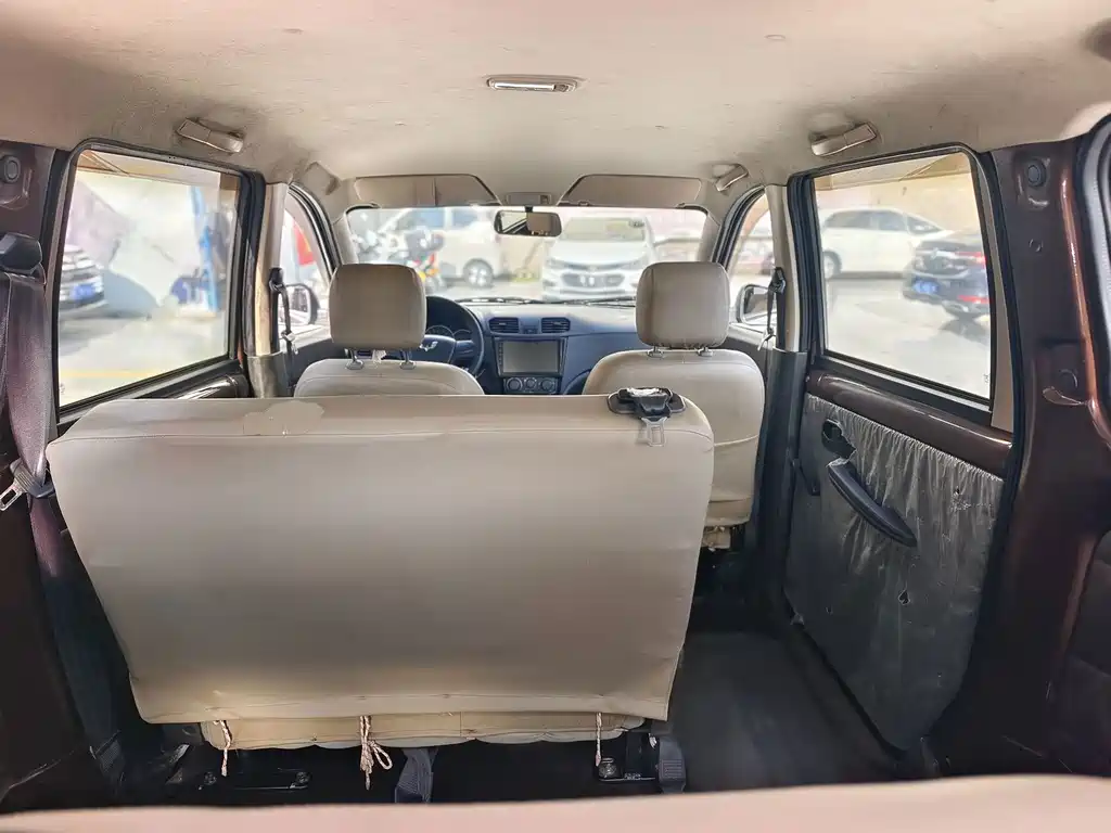 Wuling Hongguang 2015 1.5L S basic model National IV купить на сайте DeffCars
