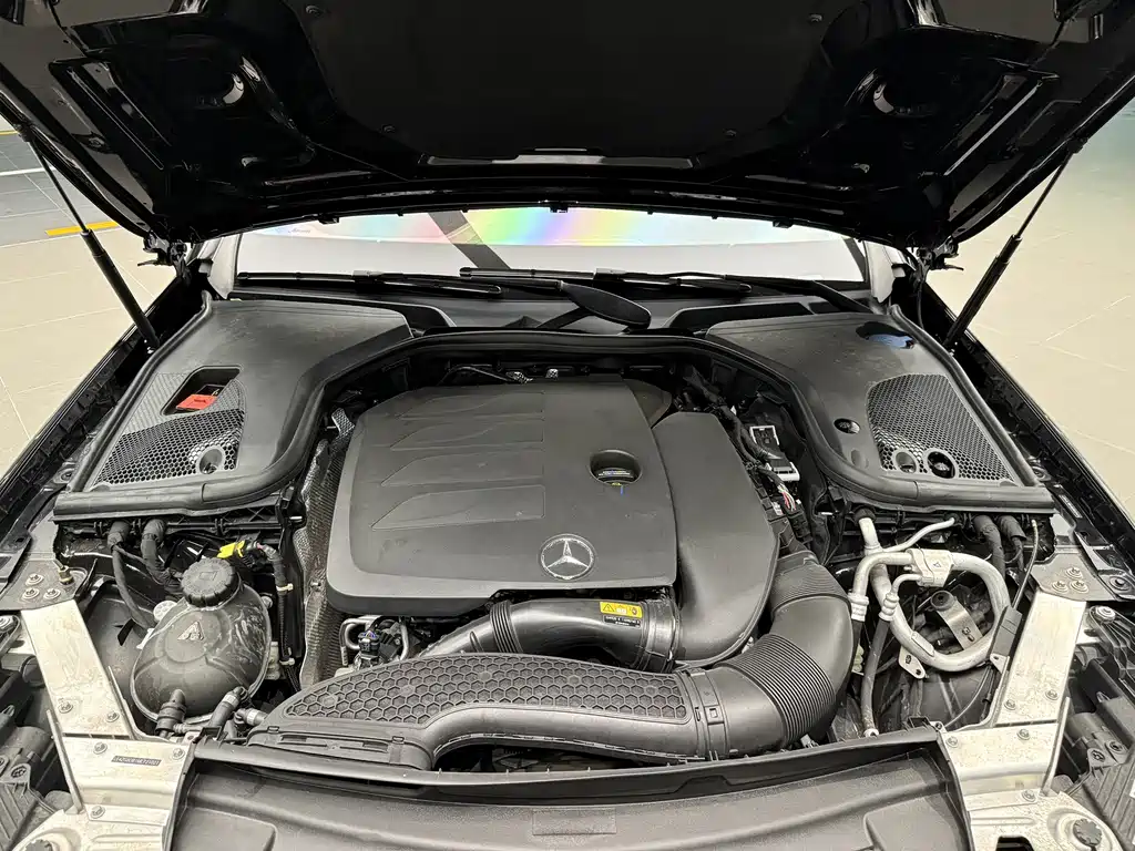 Mercedes-Benz E-Class 2022 E 300 L Luxury Model купить на сайте DeffCars