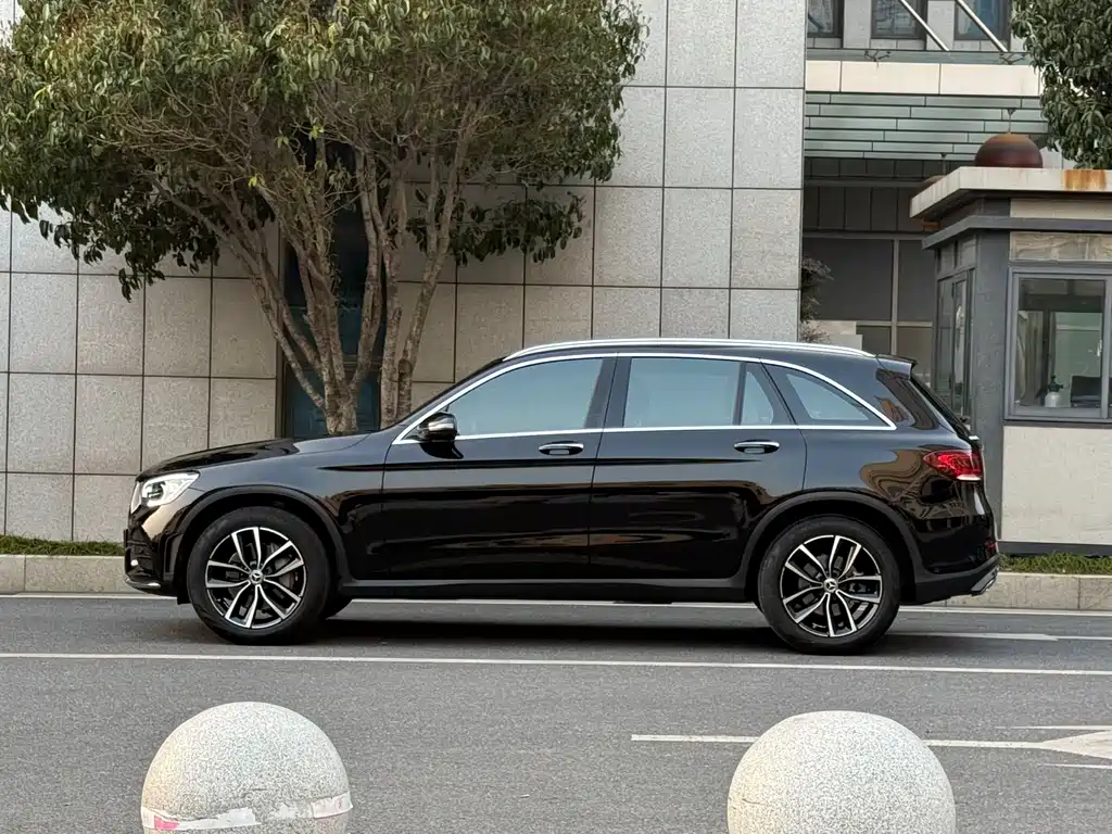Mercedes-Benz GLC 2021 GLC 260 L 4MATIC luxury model купить на сайте DeffCars