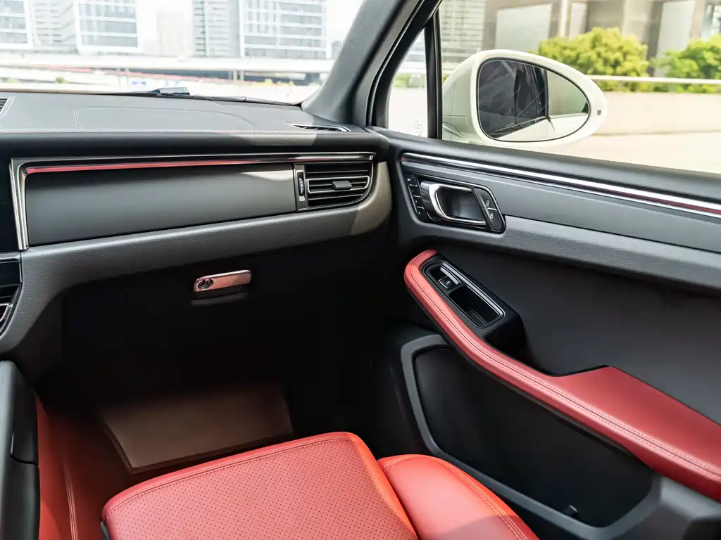 Macan 2023 Macan 2.0T купить на сайте DeffCars