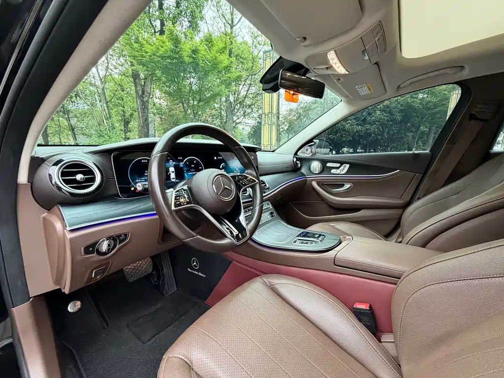 Mercedes-Benz E-Class 2023 E 300 L Luxury Model купить на сайте DeffCars