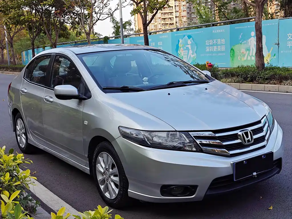 Fengfan Classic 2012 1.5L Automatic Elite Edition купить на сайте DeffCars