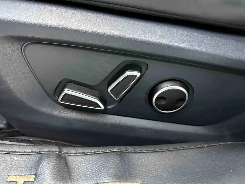 Changan UNI-T 2020 1.5T flagship model купить на сайте DeffCars