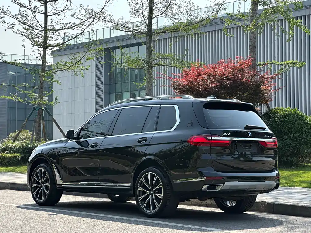 BMW X7 2021 facelift xDrive40i executive M sports package купить на сайте DeffCars