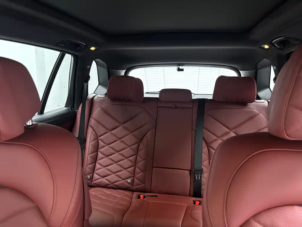 BMW X5 2022 xDrive 40Li M Sports Package купить на сайте DeffCars