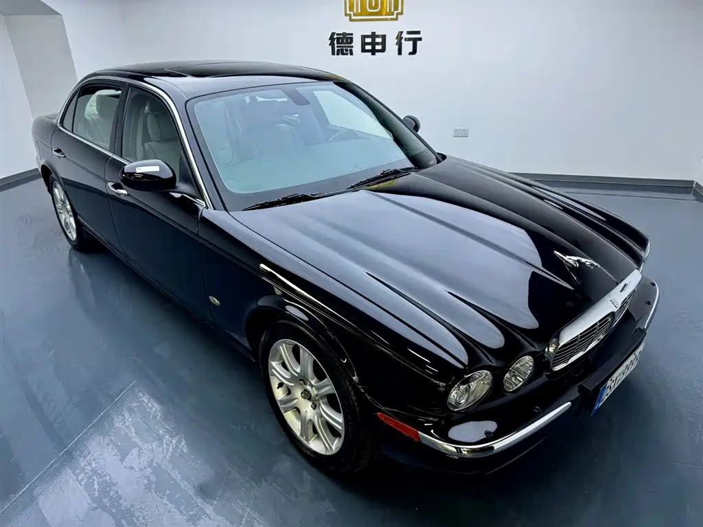 Jaguar XJ 2005 XJ8L 4.2 купить на сайте DeffCars
