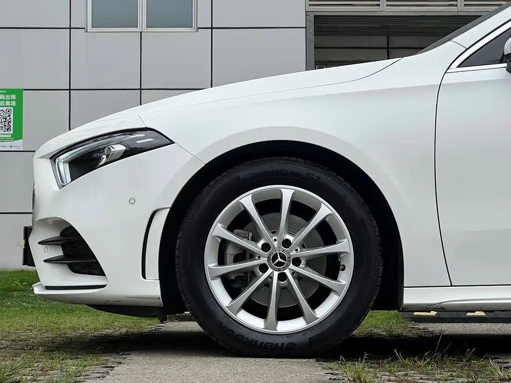 Mercedes-Benz A-Class 2022 A 200 L Sports Sedan Dynamic Type купить на сайте DeffCars