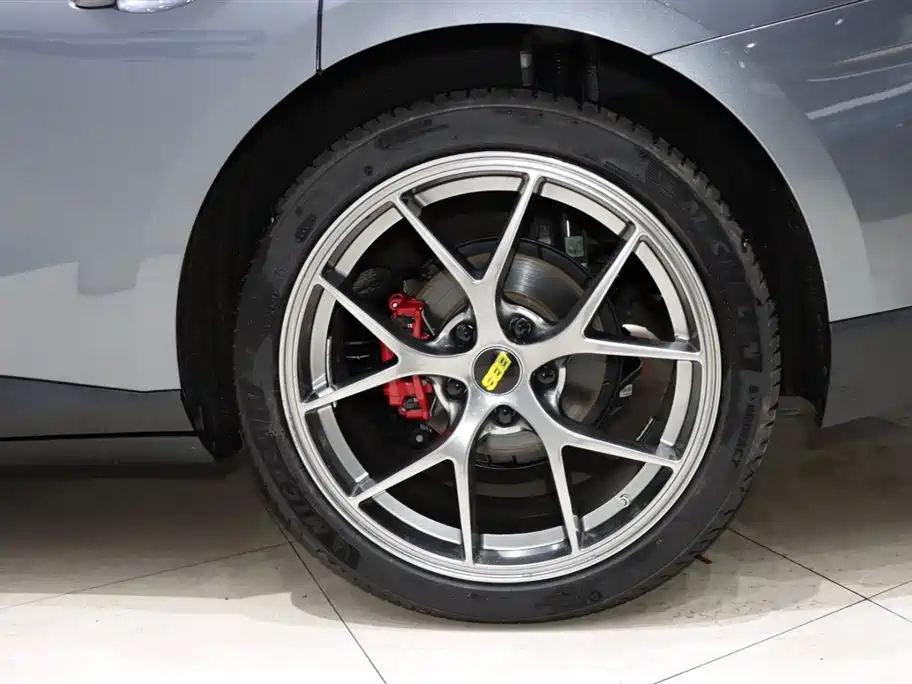 MG7 2025 2.0T Trophy+ Super Sports Edition купить на сайте DeffCars