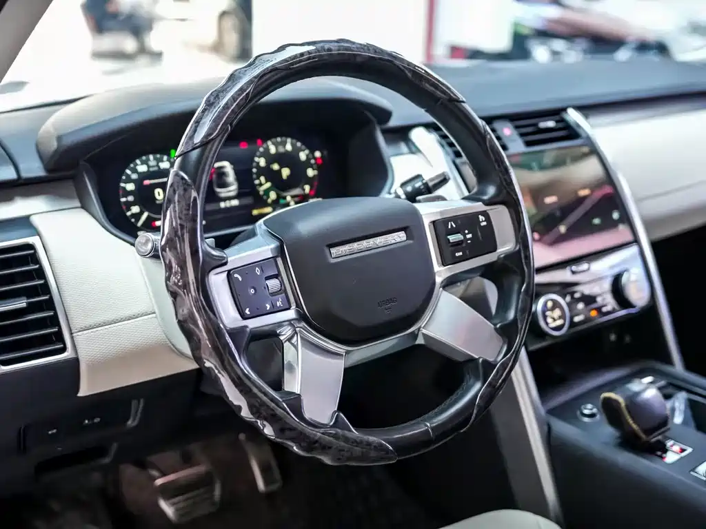 Discover the 2021 360PS R-Dynamic S купить на сайте DeffCars