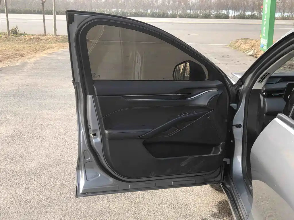 Mondeo 2022 EcoBoost 245 Luxury купить на сайте DeffCars
