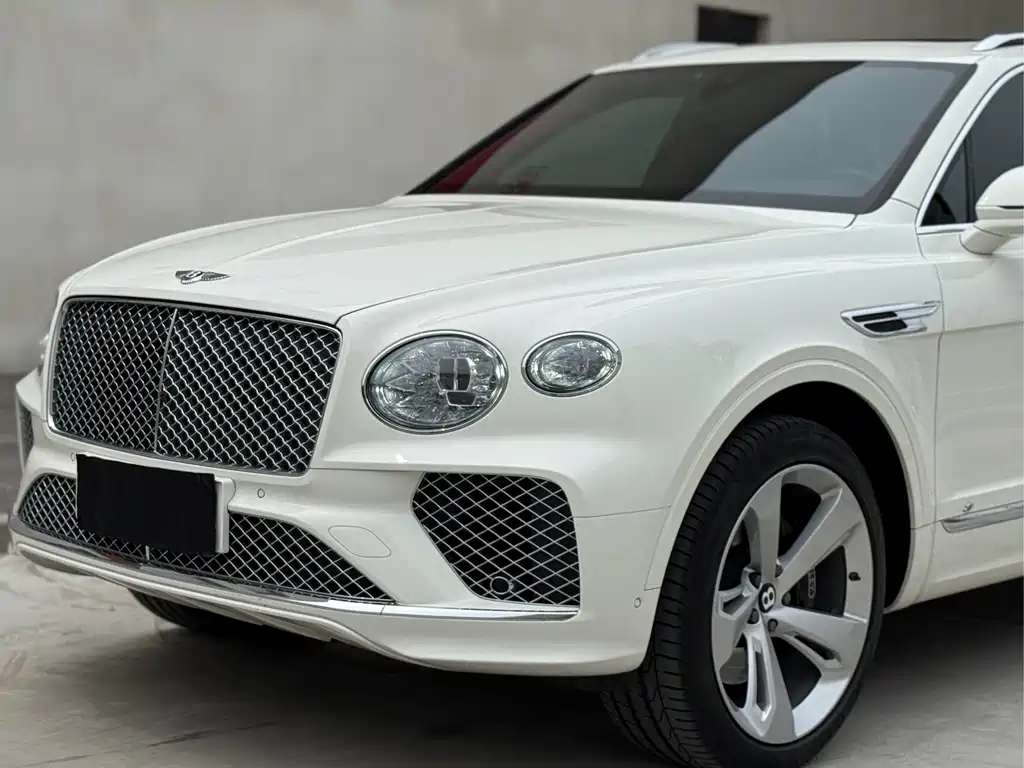 Bentayga 2021 4.0T V8 купить на сайте DeffCars