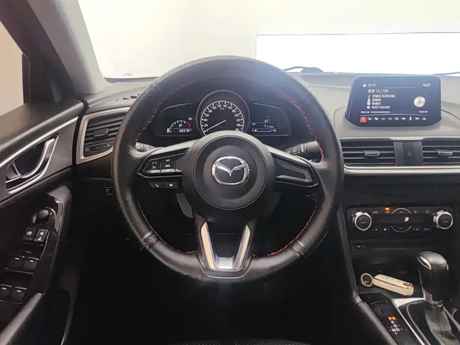 Mazda3 Angkesela 2019 Cloud Control Edition Sedan 1.5L Automatic Luxury Type National V купить на сайте DeffCars