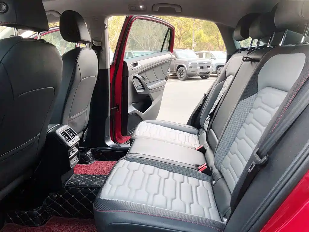 Tiguan X 2021 330TSI two-wheel drive flagship version купить на сайте DeffCars
