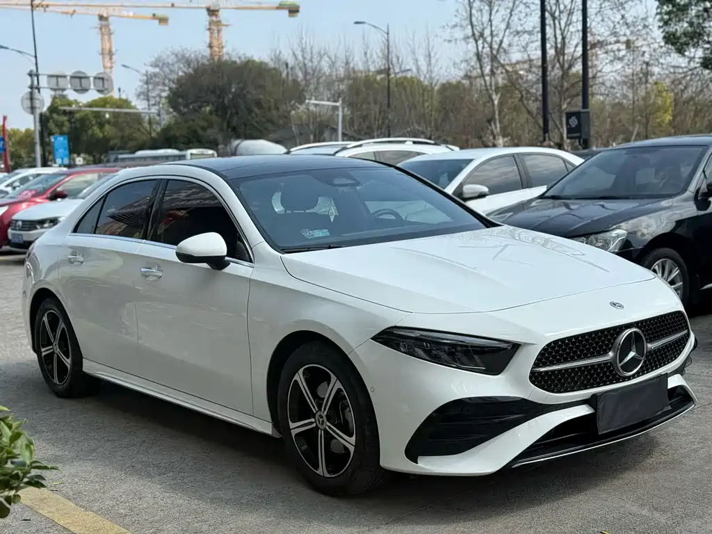 Mercedes-Benz A-Class 2023 A 200 L Fashion Model купить на сайте DeffCars