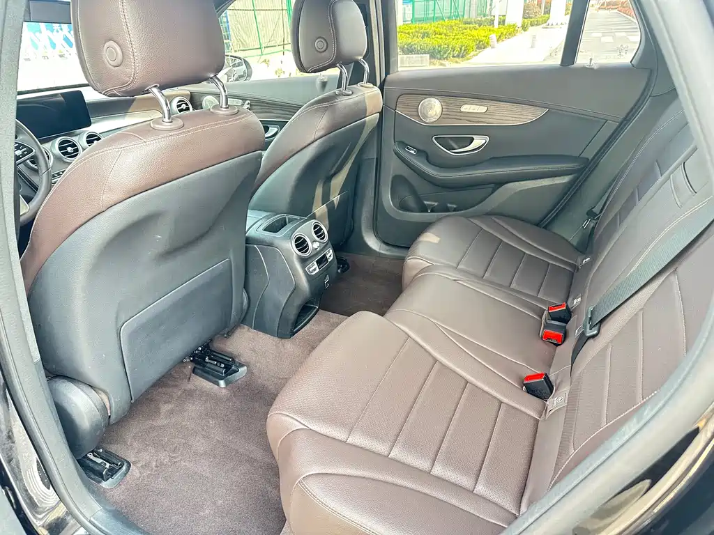 Mercedes-Benz GLC 2022 facelift 2 GLC 260 L 4MATIC luxury model купить на сайте DeffCars