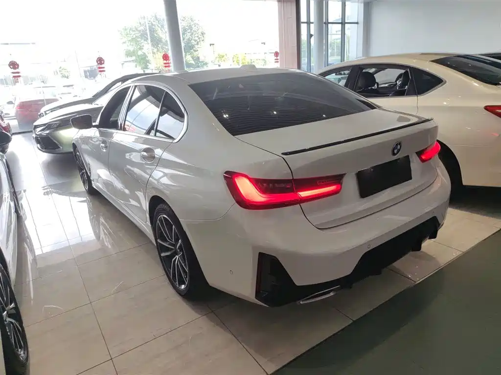 BMW 3 Series 2025 325Li M Sports Package купить на сайте DeffCars