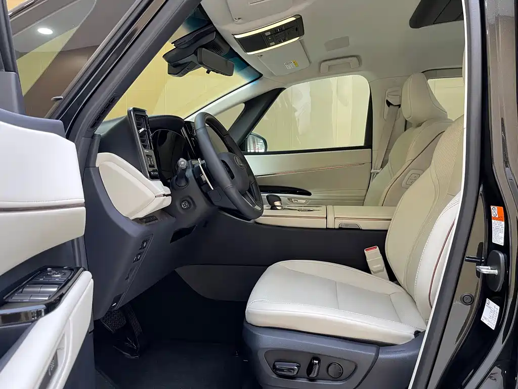 Lexus LM 2023 500h six-seater premium version купить на сайте DeffCars