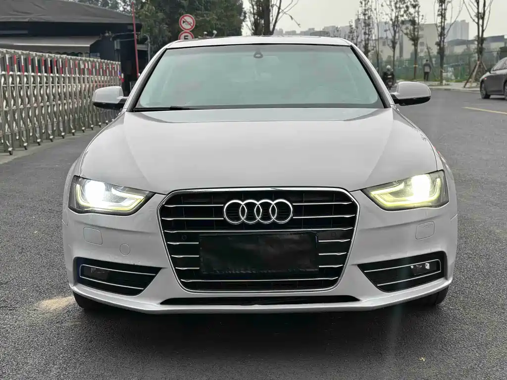 Audi A4L 2016 35 TFSI Collector's Edition S line Comfort купить на сайте DeffCars