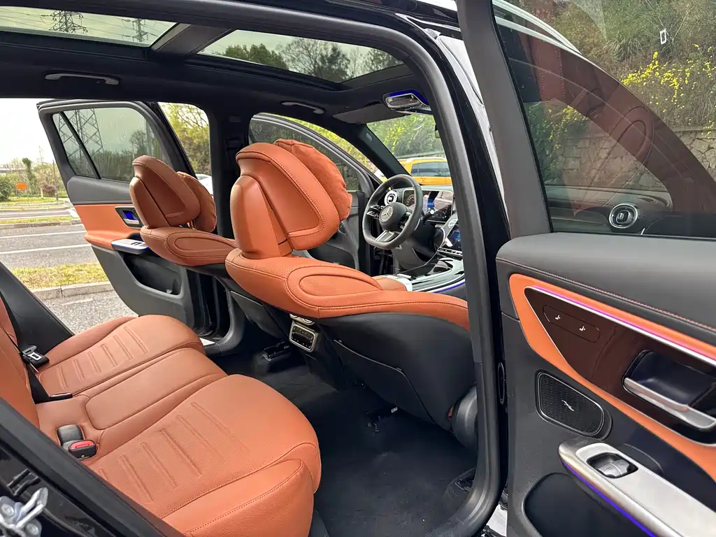 Mercedes-Benz GLC 2025 facelift GLC 260 L 4MATIC luxury model купить на сайте DeffCars