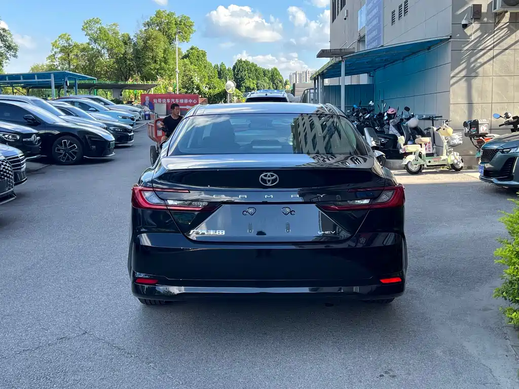 Camry 2026 Dual Engine 2.0HE Elite Edition купить на сайте DeffCars