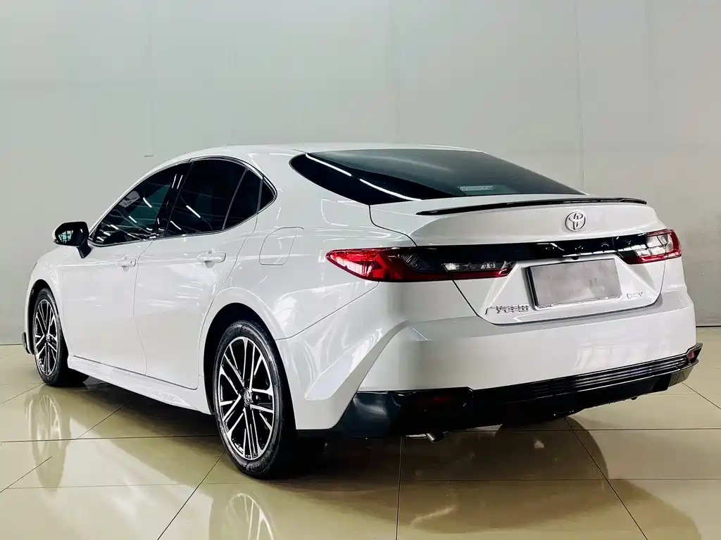 Camry 2026 Dual Engine 2.0HSE Sports Lite Edition купить на сайте DeffCars