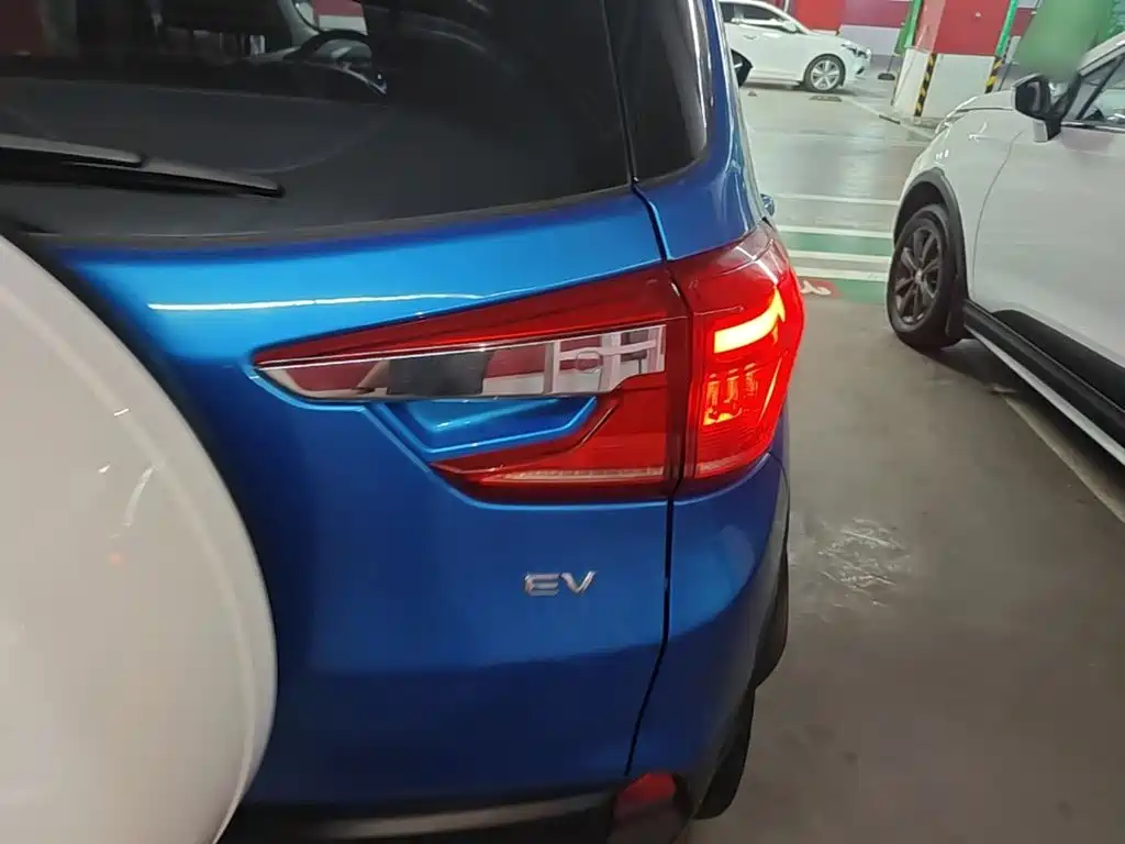 Yuan New Energy 2019 EV535 High Energy Pilot Edition купить на сайте DeffCars